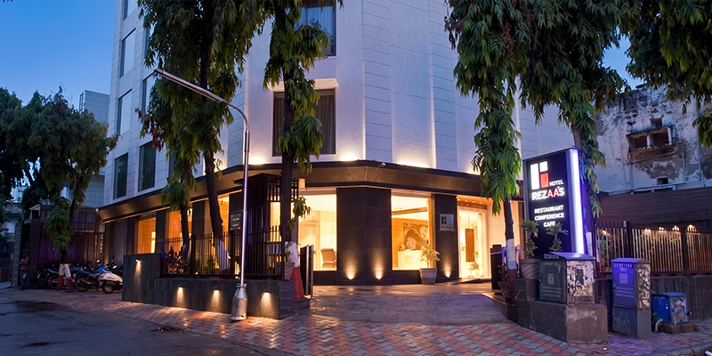 Hotel Rezzas