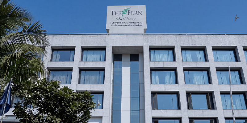 The Fern Residency, Subhash Bridge
