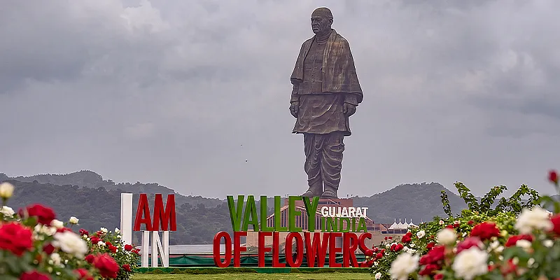 Statue of Unity (1N2D)